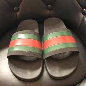 Men’s size 10 authentic Gucci slides